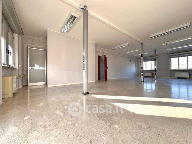 Ufficio in commerciale in Via della Conciliazione