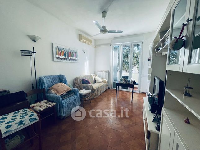 Appartamento in residenziale in Via dei Ligustri 10