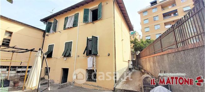 Appartamento in residenziale in Via Campomorone