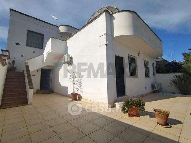 Casa indipendente in residenziale in Via Isole Tremiti 14