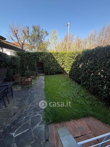 Villa in residenziale in Via Giovanni Amendola