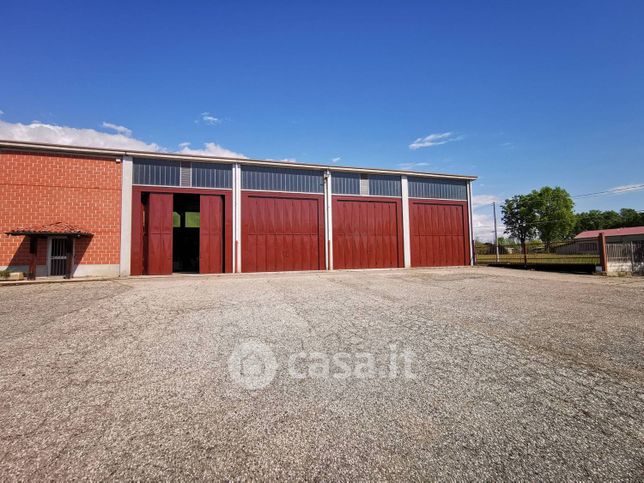 Capannone in commerciale in Strada Provinciale 400