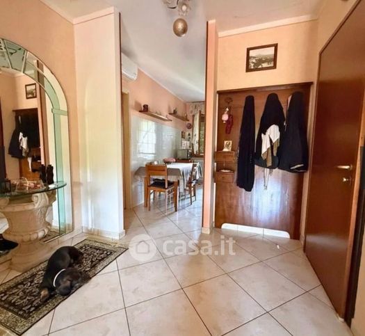 Attico/mansarda in residenziale in Via Medaglie d'Oro della Resistenza 15