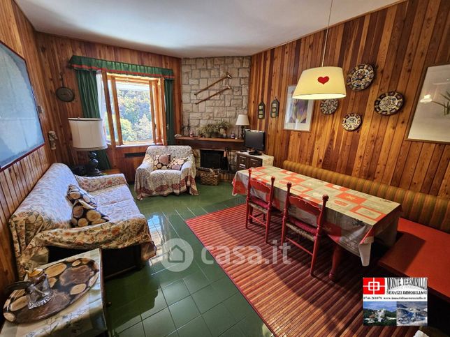 Appartamento in residenziale in Via Tre Faggi