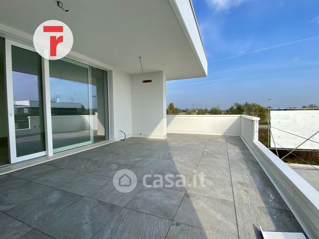 Appartamento in residenziale in Via Romiati