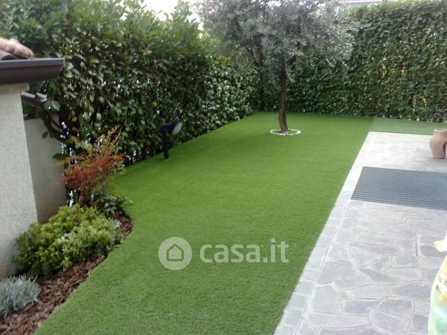 Appartamento in residenziale in Via Ugo Rindi 14