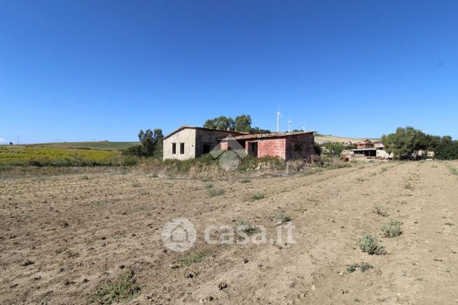 Terreno agricolo in commerciale in 