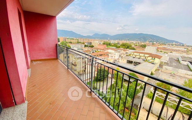 Appartamento in residenziale in Via Milano 103