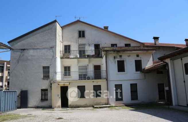 Appartamento in residenziale in Via Giarre