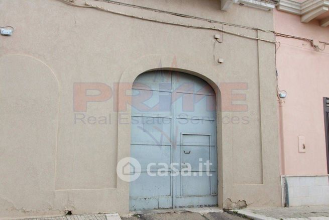 Garage/posto auto in residenziale in Via Aldo Moro 129