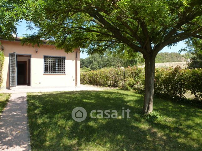 Appartamento in residenziale in Via Piana Perina 1