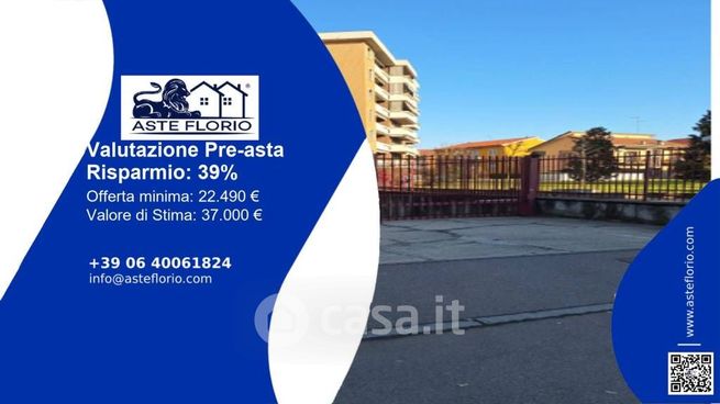 Box/posto auto in residenziale in Via Campoverde 12