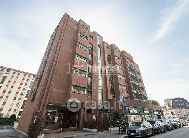 Box/posto auto in residenziale in Via Ronchi