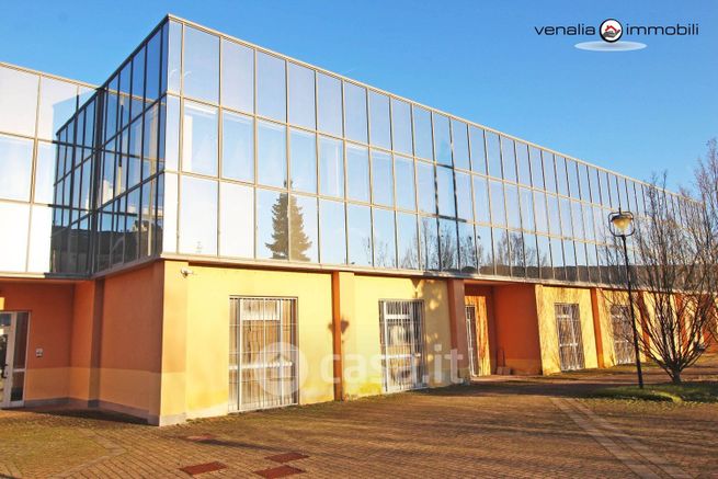 Ufficio in commerciale in Via Cascina Nuova 1