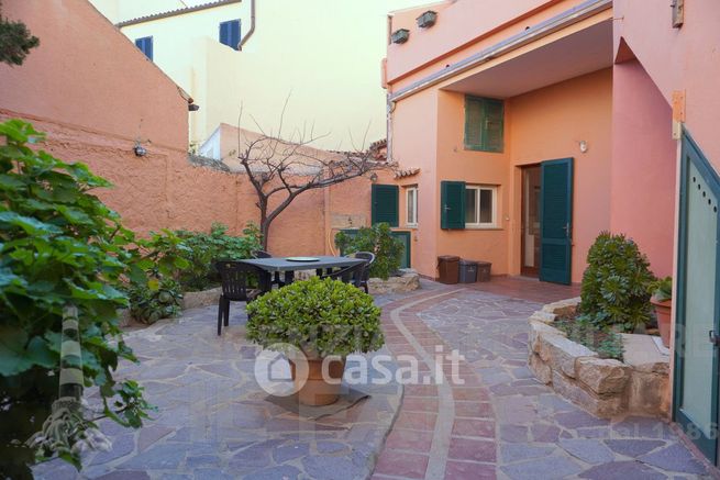Appartamento in residenziale in Via Alessandro Manzoni