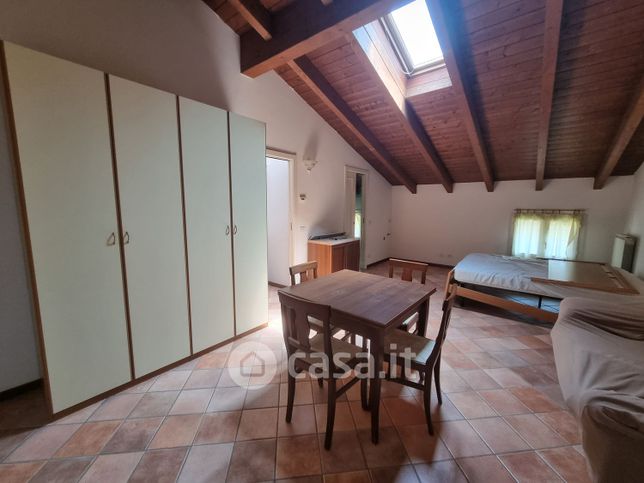 Appartamento in residenziale in Via Statale