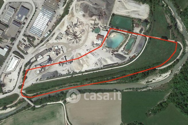 Terreno agricolo in commerciale in Via Antonio Meucci