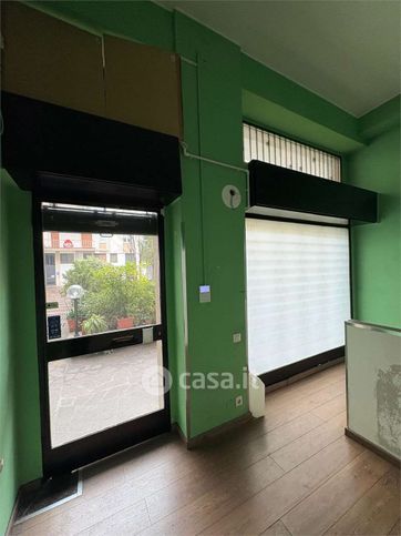 Ufficio in commerciale in Borgo Palazzo 90