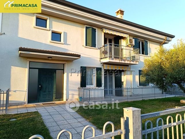 Appartamento in residenziale in Via Ippolito Nievo