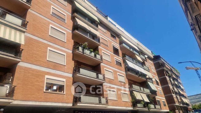 Appartamento in residenziale in Via Cerreto di Spoleto 29
