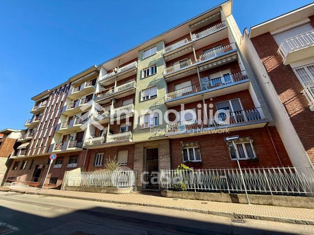 Appartamento in residenziale in Via Juvarra 4