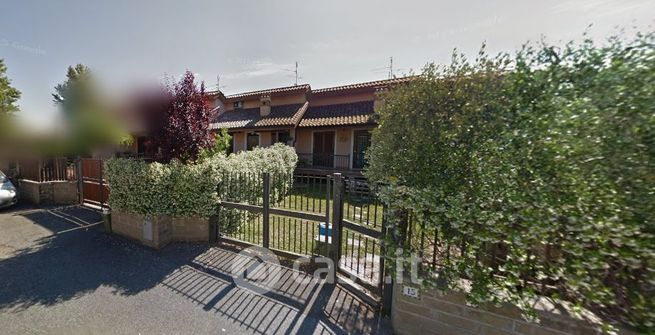 Casa bi/trifamiliare in residenziale in Via Ambrogio Baldo Soldani 15