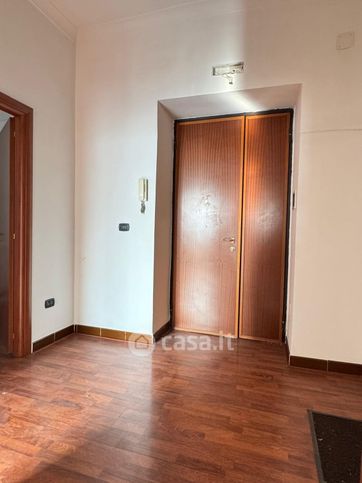 Ufficio in commerciale in Via T:Rossa 147