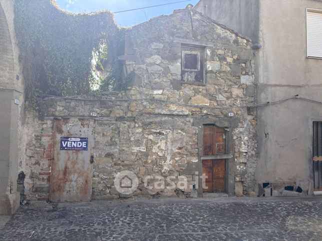 Casa indipendente in residenziale in Via Castello