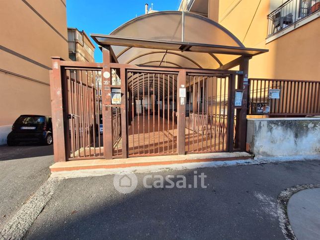 Appartamento in residenziale in Via Cave Villarà 37