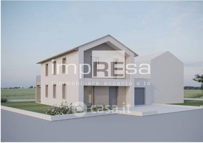 Casa bi/trifamiliare in residenziale in Via Lancieri di Firenze