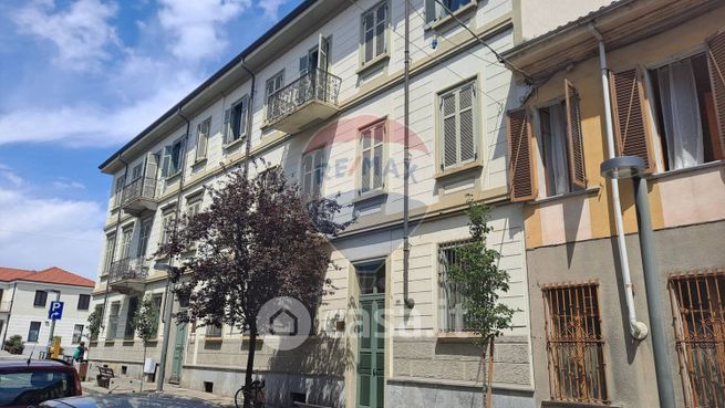 Ufficio in commerciale in