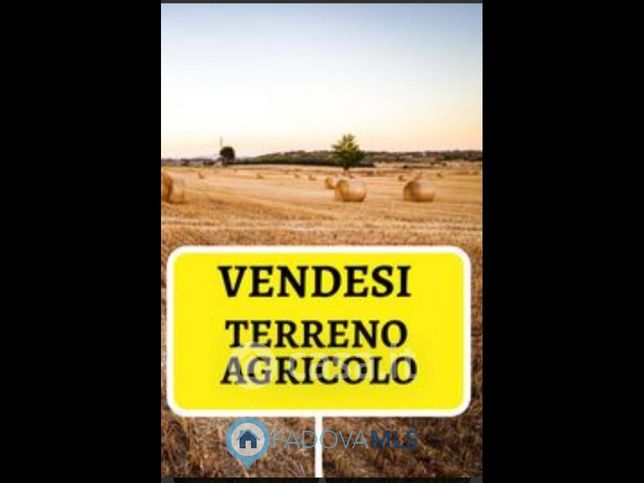 Terreno agricolo in commerciale in Via Ceresara