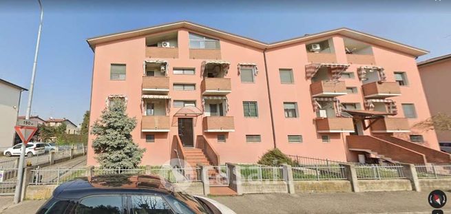 Appartamento in residenziale in Via Imre Nagy 10