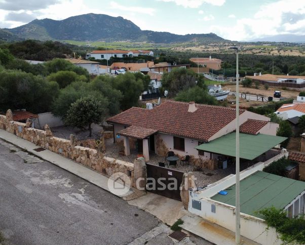 Villa in residenziale in Loc. L'Ulivariu