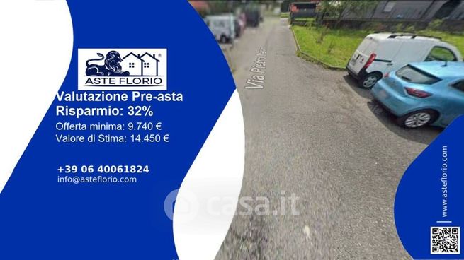 Box/posto auto in residenziale in Via Pietro Nenni 3 /D