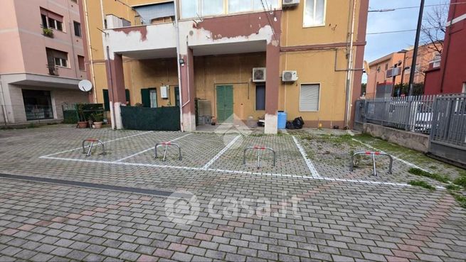 Box/posto auto in residenziale in Via Filippo Brunelleschi