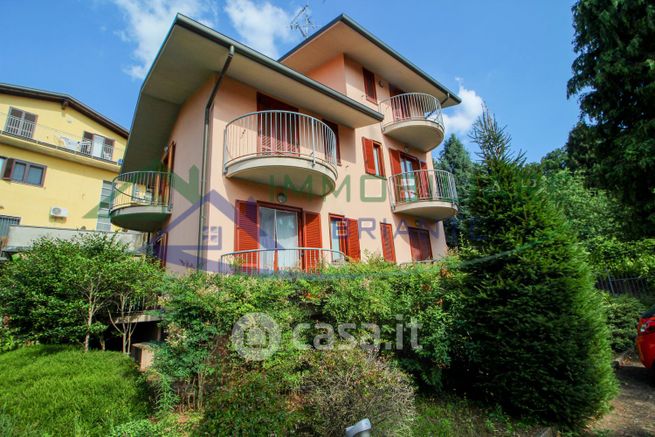 Appartamento in residenziale in Via Alberto da Somma