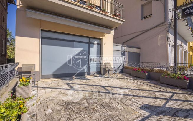 Capannone in commerciale in Via Sant' Anna