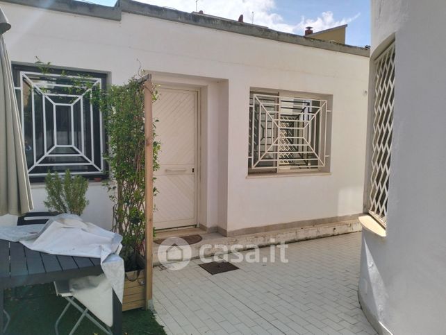 Appartamento in residenziale in Via Lipari 10