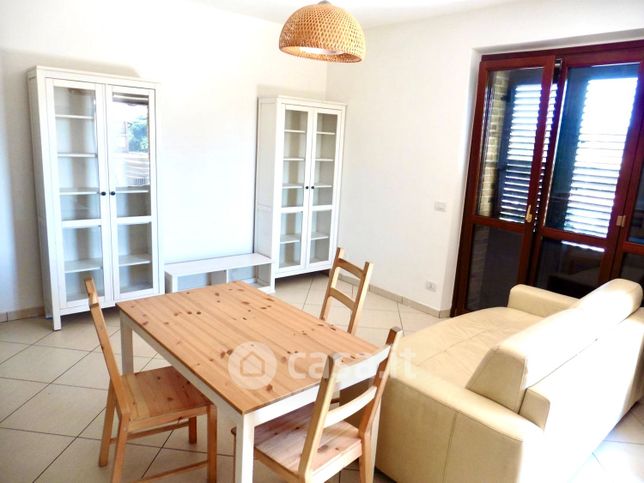 Appartamento in residenziale in Via Ave Ninchi