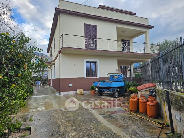 Appartamento in residenziale in Via Giummari 45