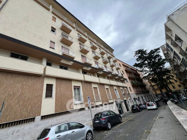 Appartamento in residenziale in Via Pasquale Capilongo 1