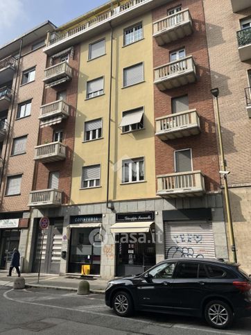 Box/posto auto in residenziale in Via Sagra San Michele 44