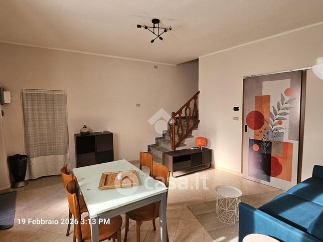 Casa indipendente in residenziale in Via San Rocco 25
