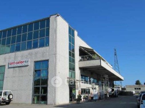 Capannone in commerciale in Strada Provinciale Jesolana