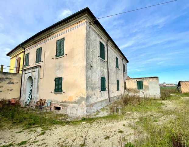 Villa in residenziale in Via Buccelli 661