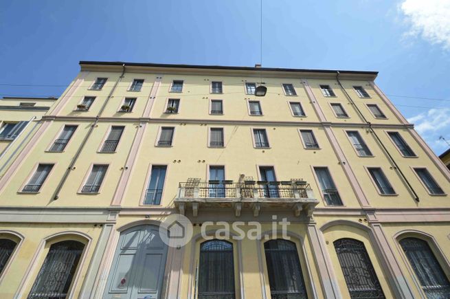 Garage/posto auto in residenziale in Via Giuseppe Lagrange 6