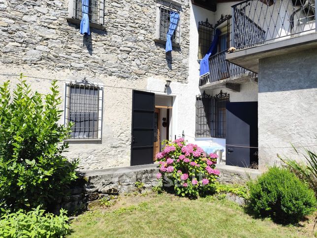Appartamento in residenziale in Via per Re