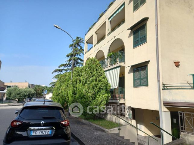 Ufficio in commerciale in Via Santa Croce 30