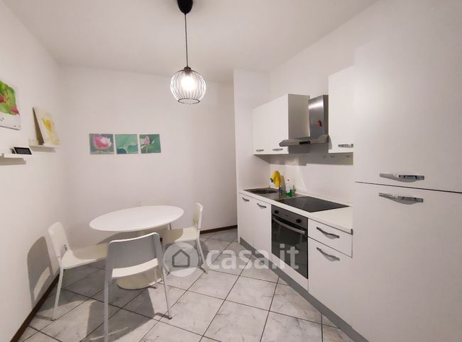 Appartamento in residenziale in Via Enrico N. Tazzoli 43